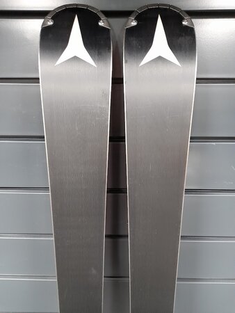 Používané lyže Atomic Redster G9 RS Red 21/22 T1