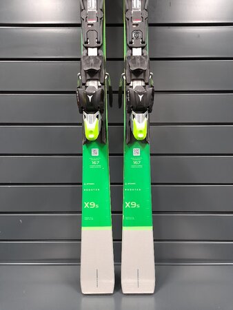 Testované lyže Atomic Redster X9S Revo S + X 12 GW Green/Silver 23/24 T1