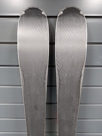 Používané lyže Dynstar Legend 75 W 19/20