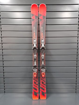 Používané lyže Fischer RC4 The Curv XTR Red/Black 20/21
