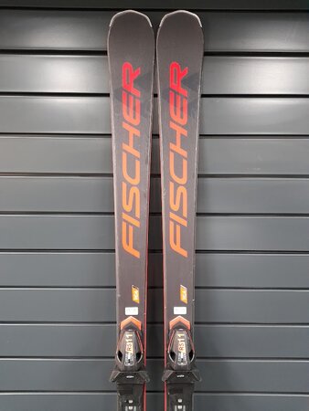 Používané lyže Fischer RC4 The Curve DTI 22/23 T2