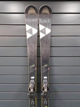 Používané lyže Fischer World Cup SC RC4 19/20 T2