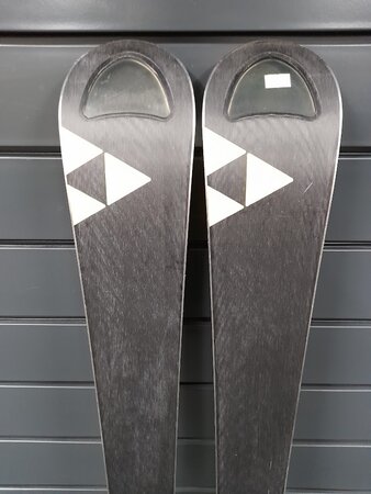 Používané lyže Fischer World Cup SC RC4 15/16 T1 Používané lyže Fischer World Cup SC RC4 15/16 T1