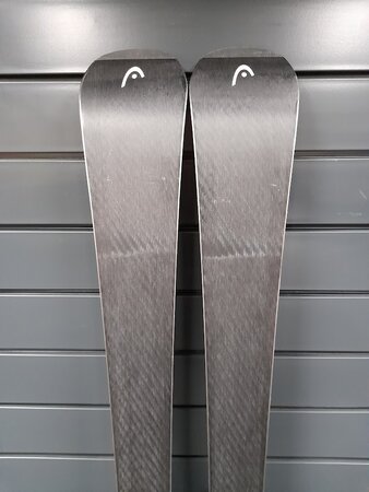 Používané lyže Head Prestige 21/22