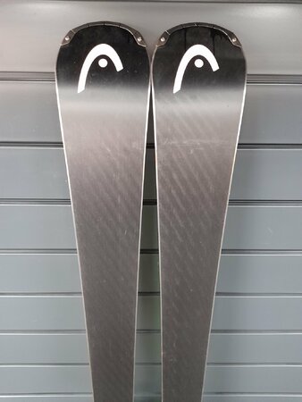 Testované lyže Head Supershape e-Magnum 23/24 T1
