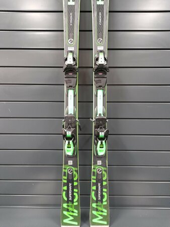 Testované lyže Head Supershape e-Magnum 23/24 T2