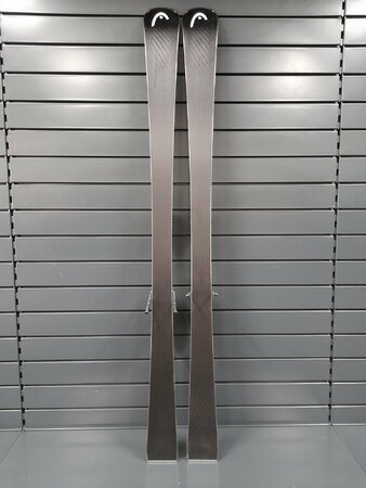 Testované lyže Head Supershape e-Magnum 23/24 T2