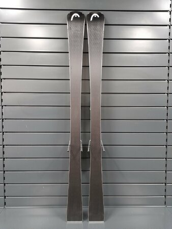 Testované lyže Head Supershape e-Magnum 23/24 T3