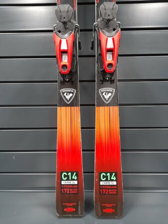Testované lyže Rossignol Hero Carve SL C14 23/24
