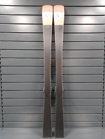 Testované lyže Rossignol Hero Carve SL C10 23/24