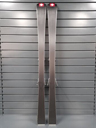 Používané lyže Stöckli Laser SL 22/23 T1