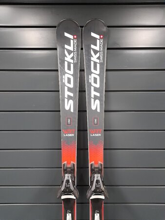 Testované lyže Stöckli Laser WRT CSC 23/24 T1