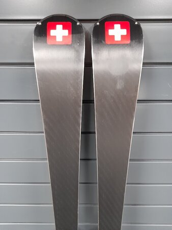 Testované lyže Stöckli Laser WRT CSC 23/24 T1