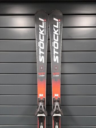 Testované lyže Stöckli Laser WRT CSC 23/24 T2