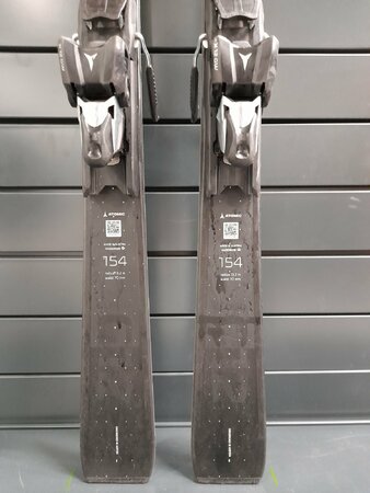 Používané Lyže Atomic Cloud 12 20/21