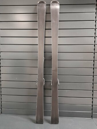 Používané Lyže Atomic Cloud 12 20/21