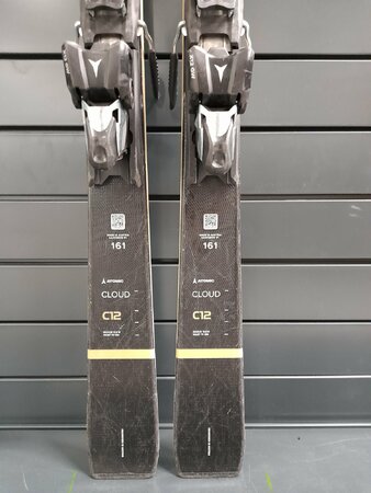 Používané Lyže Atomic Cloud 12 21/22 T2