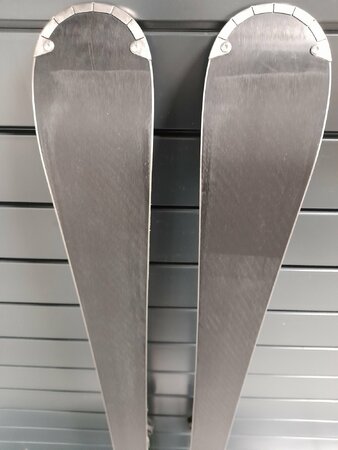 Používané Lyže Atomic Cloud 12 21/22 T2