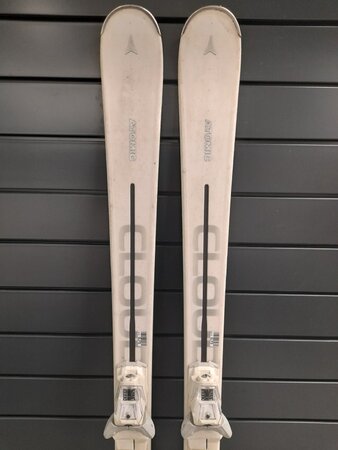 Používané lyže Atomic Cloud C11 21/22 T2