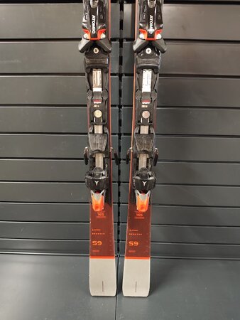 Používané lyže Atomic Redster S9 22/23 T2