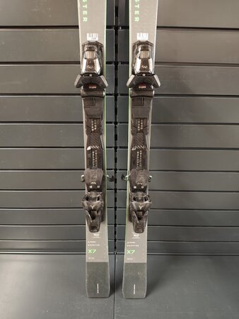 Používané lyže Atomic Redster X7 TI 22/23 T6