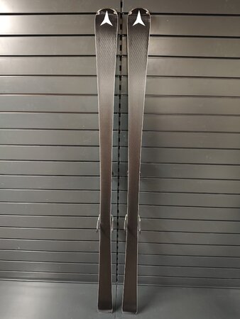 Používané lyže Atomic Redster X9S 22/23 T1 Používané lyže Atomic Redster X9S 22/23 T1