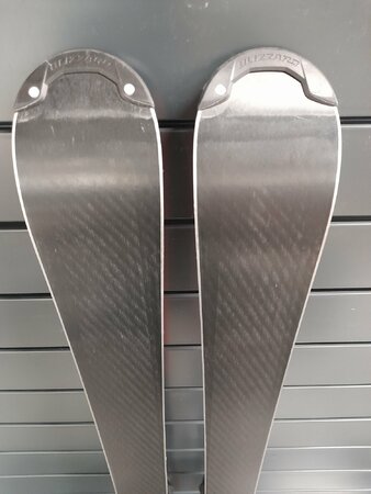 Používané lyže Blizzard RTX Race 21/22 T7