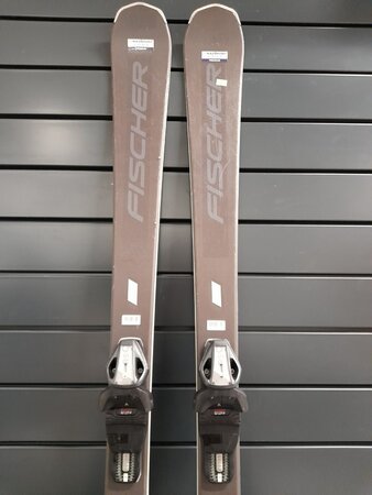 Používané lyže Fischer RC One 68 Lite 22/23 T1