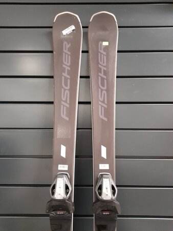 Používané lyže Fischer RC One 68 Lite 22/23 T2