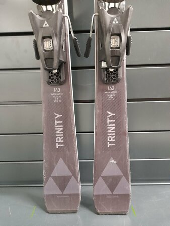 Používané lyže Fischer Trinity Lite 22/23 T1 Používané lyže Fischer Trinity Lite 22/23 T1