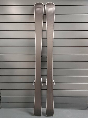 Používané lyže Fischer Trinity Lite 22/23 T1 Používané lyže Fischer Trinity Lite 22/23 T1