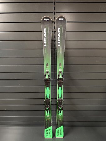 Používané lyže Head Supershape e-Magnum 21/22 T2