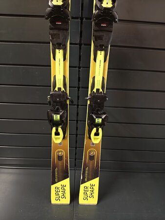 Používané lyže Head Supershape e-Speed 21/22 T1