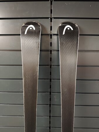 Používané lyže Head Supershape e-Speed 23/24