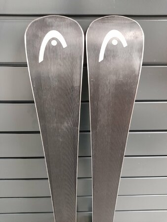 Používané lyže Head WC Rebels I.SL 19/20 T15 Používané lyže Head WC Rebels I.SL 19/20 T15