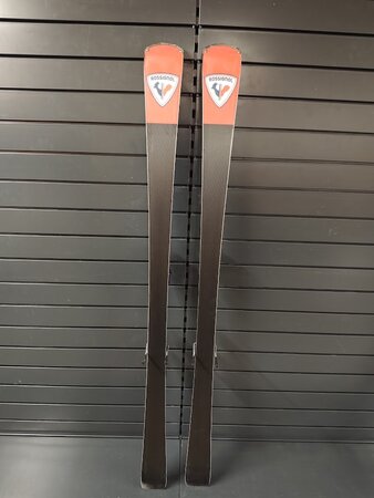 Používané lyže Rossignol Hero Carve SL 21/22 T2