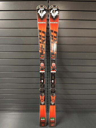 Používané lyže Rossignol Hero Carve SL 21/22 T3