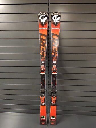 Používané lyže Rossignol Hero Carve SL 21/22 T6