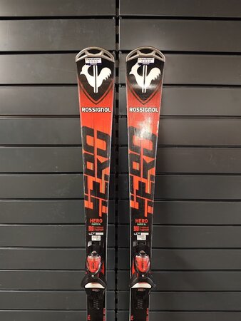 Používané lyže Rossignol Hero Carve SL 21/22 T6
