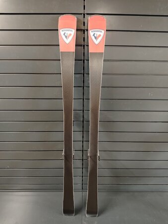 Používané lyže Rossignol Hero Carve SL 21/22 T7