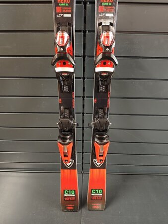 Používané lyže Rossignol Hero Carve SL 21/22 T9