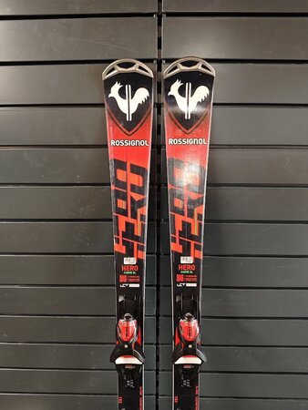 Používané lyže Rossignol Hero Carve SL 21/22 T9