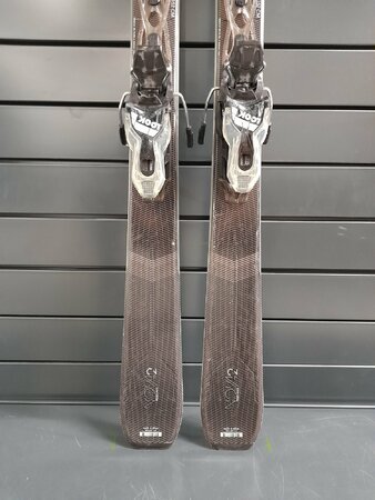 Používané lyže Rossignol Nova 2 22/23 T2 Používané lyže Rossignol Nova 2 22/23 T2