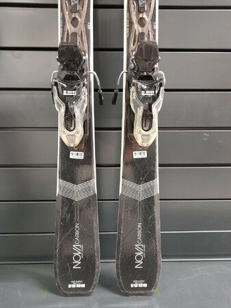 Používané lyže Rossignol Nova Carbon 22/23 T1