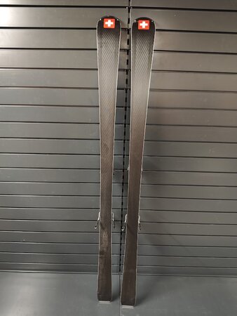 Používané lyže Stöckli Laser SC 22/23 T4 Používané lyže Stöckli Laser SC 22/23 T4