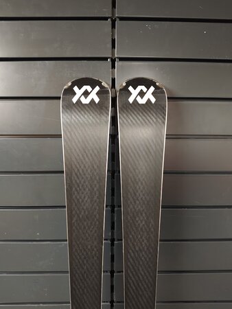 Používané lyže Völkl Racetiger RC 22/23 T2