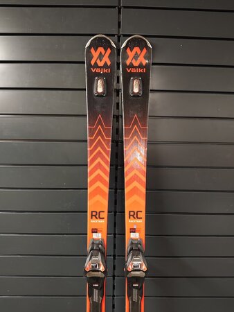 Používané lyže Völkl Racetiger RC UVO 22/23 T5 Používané lyže Völkl Racetiger RC UVO 22/23 T5