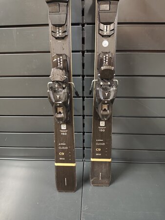 Testované lyže Atomic Cloud 9 23/24 Testované lyže Atomic Cloud 9 23/24