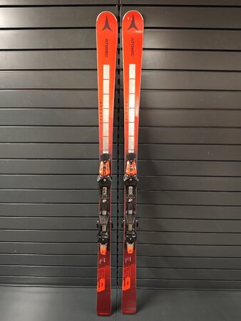 Testované lyže Atomic Redster G9 Revoshock S 23/24 T3