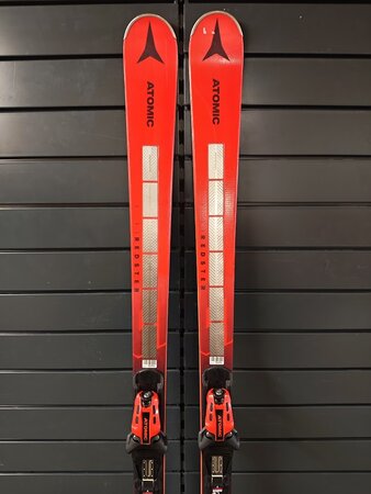 Testované lyže Atomic Redster G9 Revoshock S 23/24 T3
